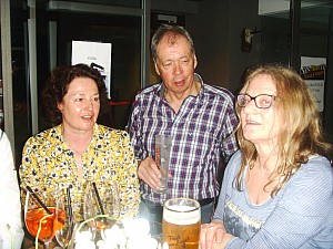 33-Party im Pfelderer Hof.jpg 33-Party im Pfelderer Hof.jpg